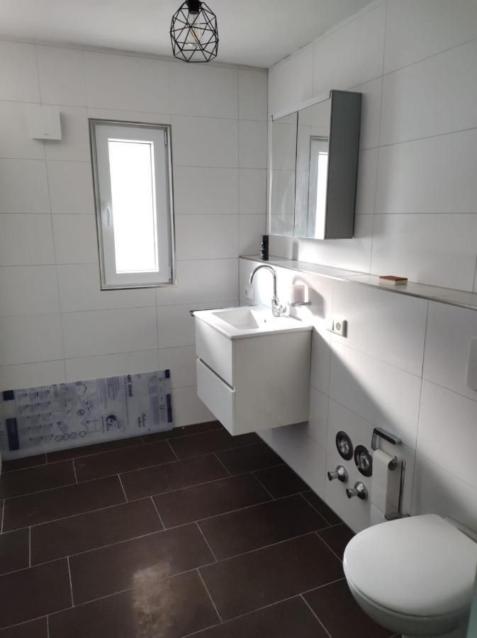 Ferienwohnung Lange Brilon Bagian luar foto